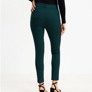Sutton Skinny Pants in Plaid